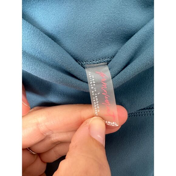 FP Movement Never Better Legging Teal Blue Size Large - Picture 10 of 11